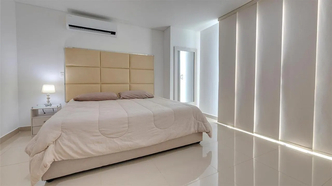 La Frontier Luxury Penthouse Suites Cartagena