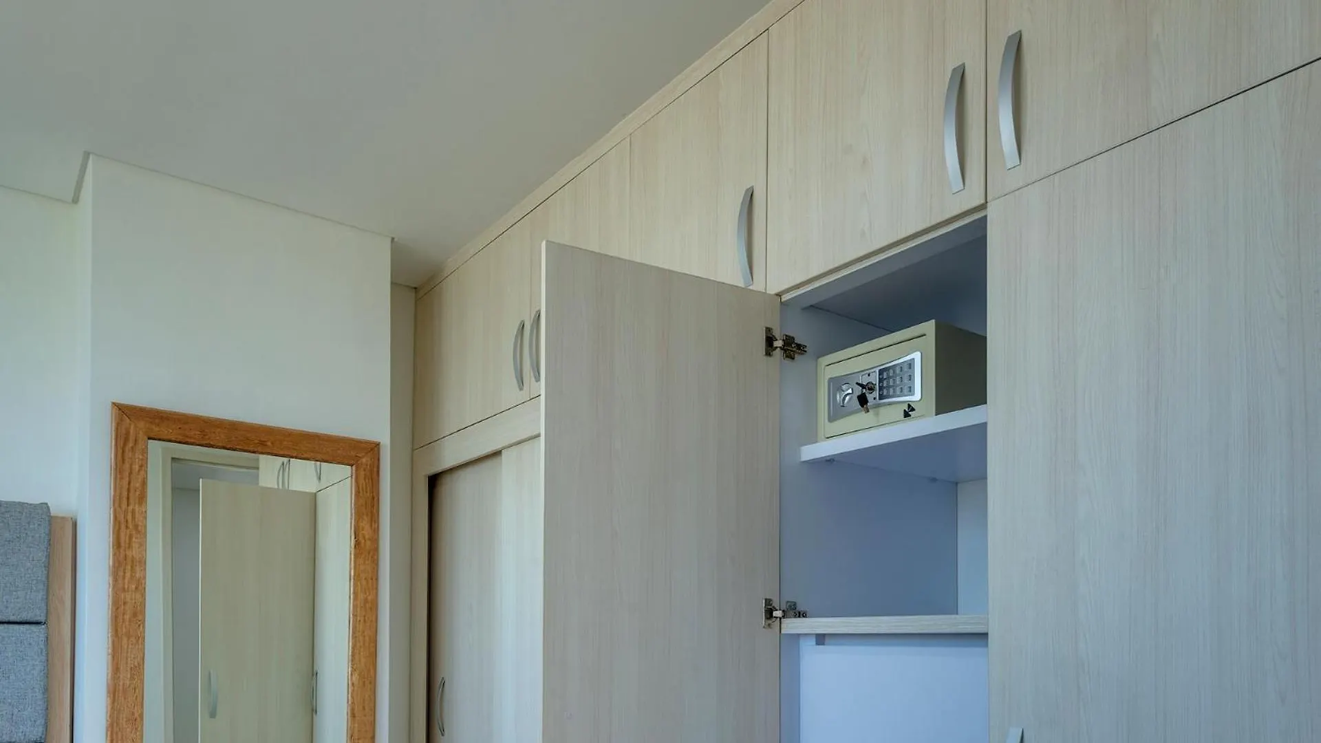 La Frontier Luxury Penthouse Suites Cartagena